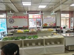-荣吉招牌自助骨头锅(顾乡店)