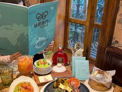 -秘密旅行Bonjour(黑金冠 江南西店)