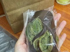 -天井·丑面包搭咖啡