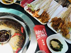 -佰人王串串香火锅(洋珠巷店)