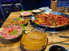 -老街·稳拈老火锅(海椒市店)