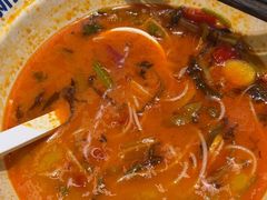 -粉小主·贵州酸汤牛肉粉(南京仙林金鹰店)