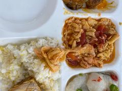 -上海外国语大学（松江校区）食堂