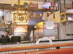 大堂-机器人火炉披萨(爱琴海店)