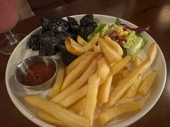 -mordew加州日记西餐&小酒馆(新天地店)