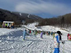 -亚布力新体委滑雪场