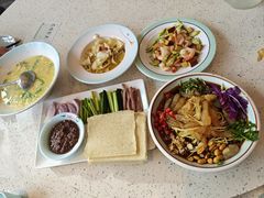 -巧克力渔家.小船海鲜胶东菜(万平口店)