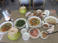 -潘先生平价海鲜城(神州半岛店)