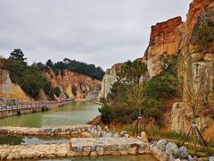 -彩色沙林风景区