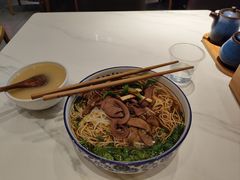 -镇南锅盖面馆(解放路店)
