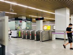 -同济大学(地铁站)