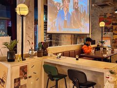 -mordew加州日记西餐&小酒馆(新天地店)