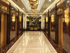 -上海新锦江大酒店
