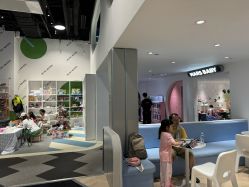 -MINI MARS KIDS CLUB亲子家庭中心(长宁天山店)
