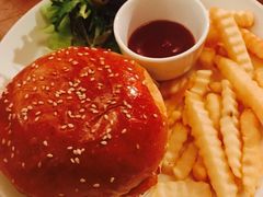 芝士牛肉汉堡-COMMUNE幻师(花园道店)