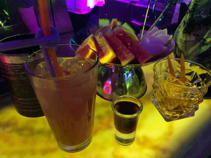 boomboomroom酒吧-"服务嘎嘎的气质嘎嘎的服务态度好.