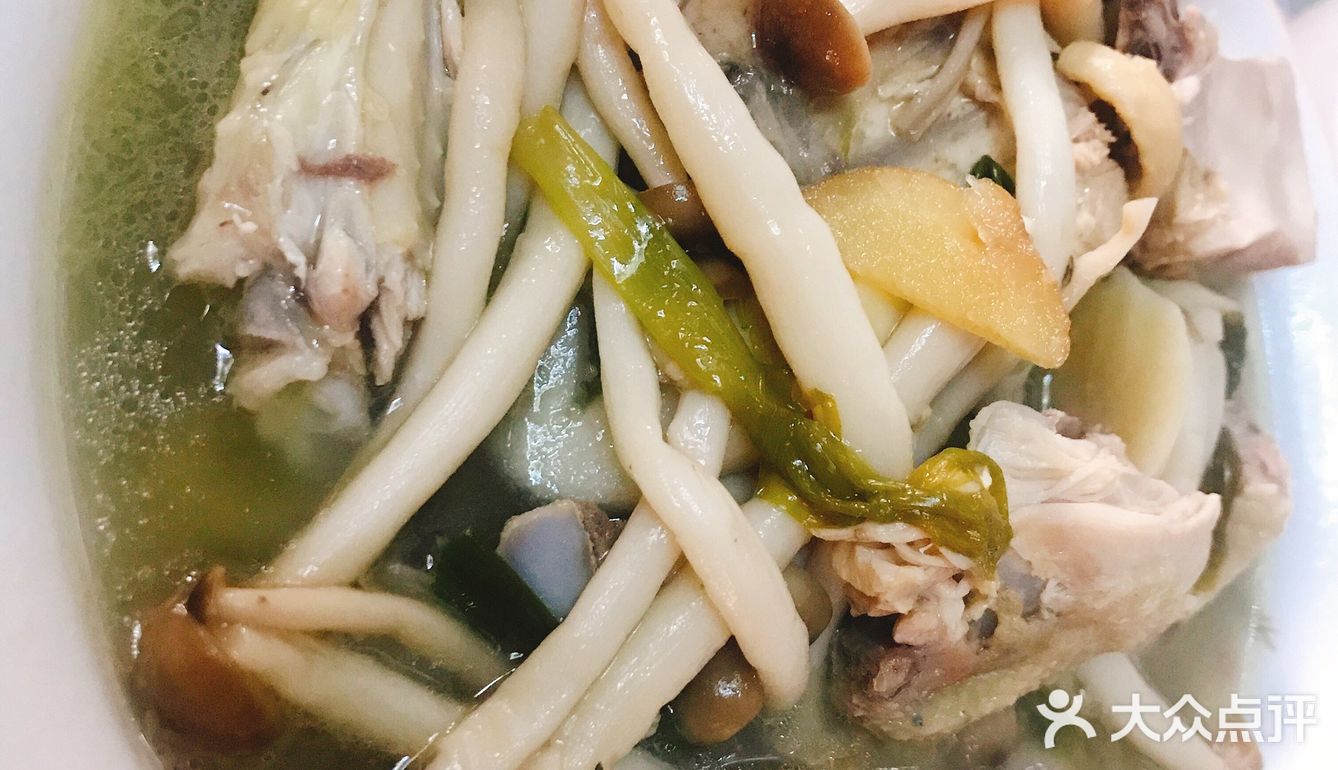 土味鸡汤，滋补营养，原汁原味，清淡~