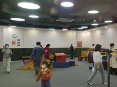 -爱威盛亲子俱乐部·纽约国际早托中心
