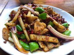 -茅屋大酒店