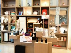 -西安大雁塔科技大学地铁站亚朵酒店