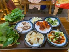 -岳记兴隆·青城腊排铜火锅(融创店)