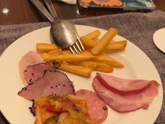 -北京希尔顿逸林酒店-逸轩西餐厅-自助餐厅