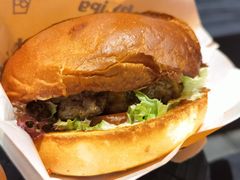 松露菌菇奶酪牛肉汉堡-JPG canteen(广州寺右公馆店)