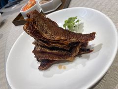 本帮熏黄鱼-品悦酒店(三林古镇店)