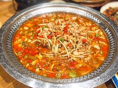 -有红鸡毛店·川菜(建设路店)