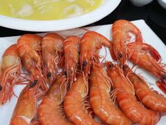 -三亚火车头万人海鲜广场