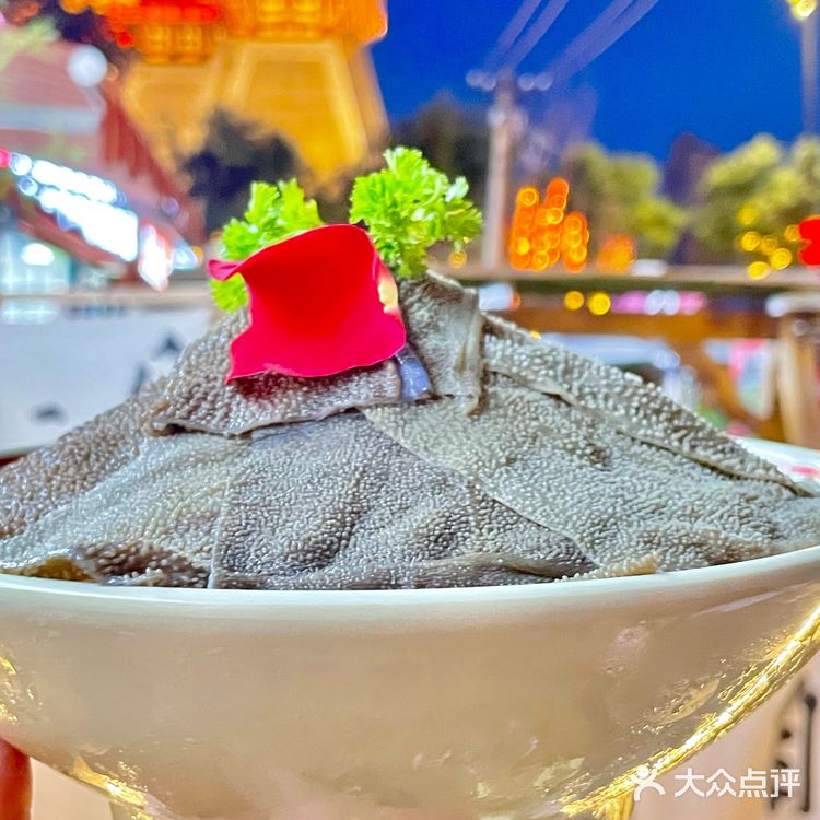 洛阳还有这种地方？？？应天门下的浪漫谁懂。。