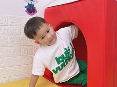 -黄浦乐烁龙鱼宝贝托育园(海潮路校区)