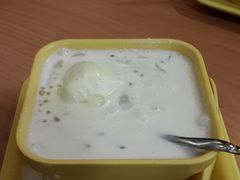 -满记甜品(巴黎春天宝山店)