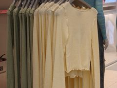 -URBAN REVIVO(七宝领展广场店)