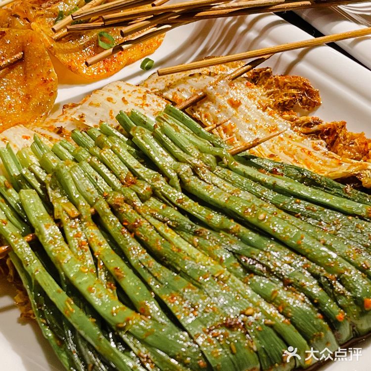 还有什么比吃串喝酒看球更爽的事！