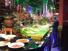 自助取餐区-聚盛源蒸汽海鲜火锅烤肉自助(巨川金海岸购物广场店)