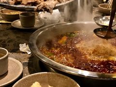 -肖肖酸萝卜鱼火锅(总店)