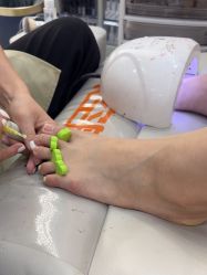 -进巍美甲