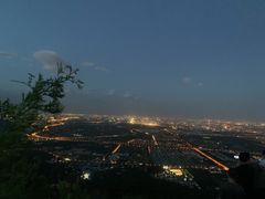 -鬼笑石后山停车场
