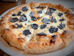 黑松露有机蛋Pizza-Atto Primo