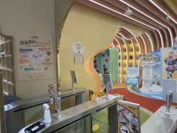 -奈尔宝·国风主题儿童乐园·亲子餐厅(豫园商城店)