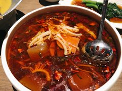 湘遇毛血旺-黛瓦里巷(南京东路店)