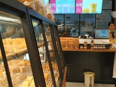 面包甜点陈列柜-格瑞思动物奶油生日蛋糕(圆融店)