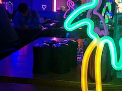 -UP嘻哈酒吧(粉巢店)