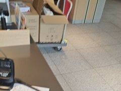-麦当劳(中二横路店)