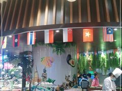 -齐河孔雀王温泉酒店·金孔雀自助百汇