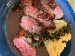 煎鸭胸配红酒沙司-羽深肉铺 Steak & Wine