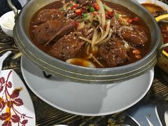 -红娃川菜馆(宝云街店)