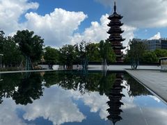 -龙华寺