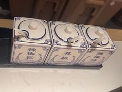 -鑫花溪牛肉米粉(凤凰街创始总店)
